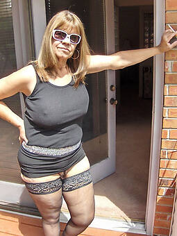 hot nude gilf stockings