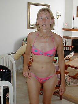 horny skinny gilf seduction