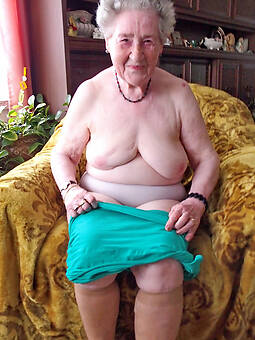 free granny solo nudes tumblr