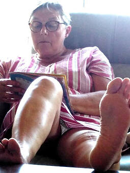 horny gilf feet porn