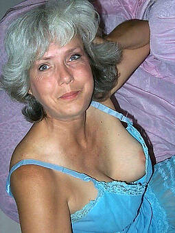 hot grandmas pics