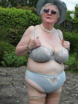 pretty bbw grandma porn pics