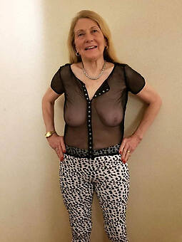 sexy dressed older woman xxx pics