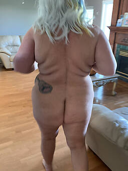 hot naked granny with sexy butt